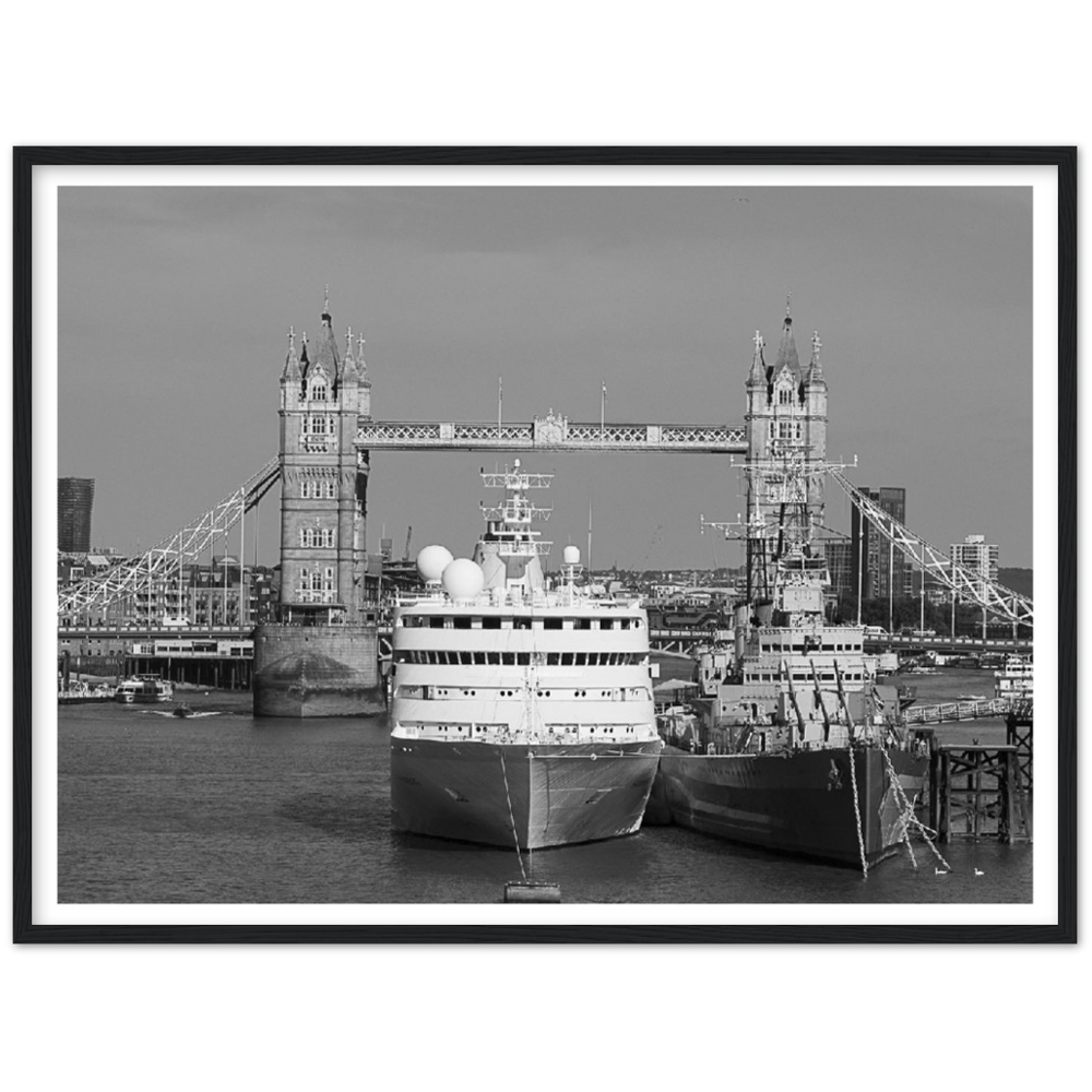 SK Moments London Tower Bridge